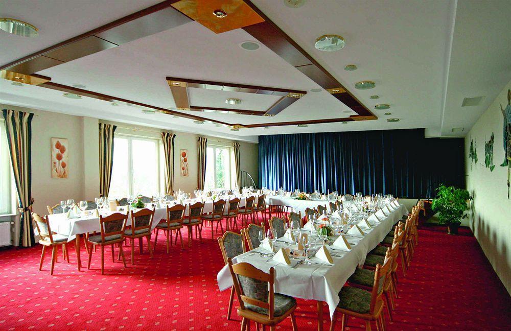 Hotel Zum Weissen Lamm Rothenberg Exterior foto