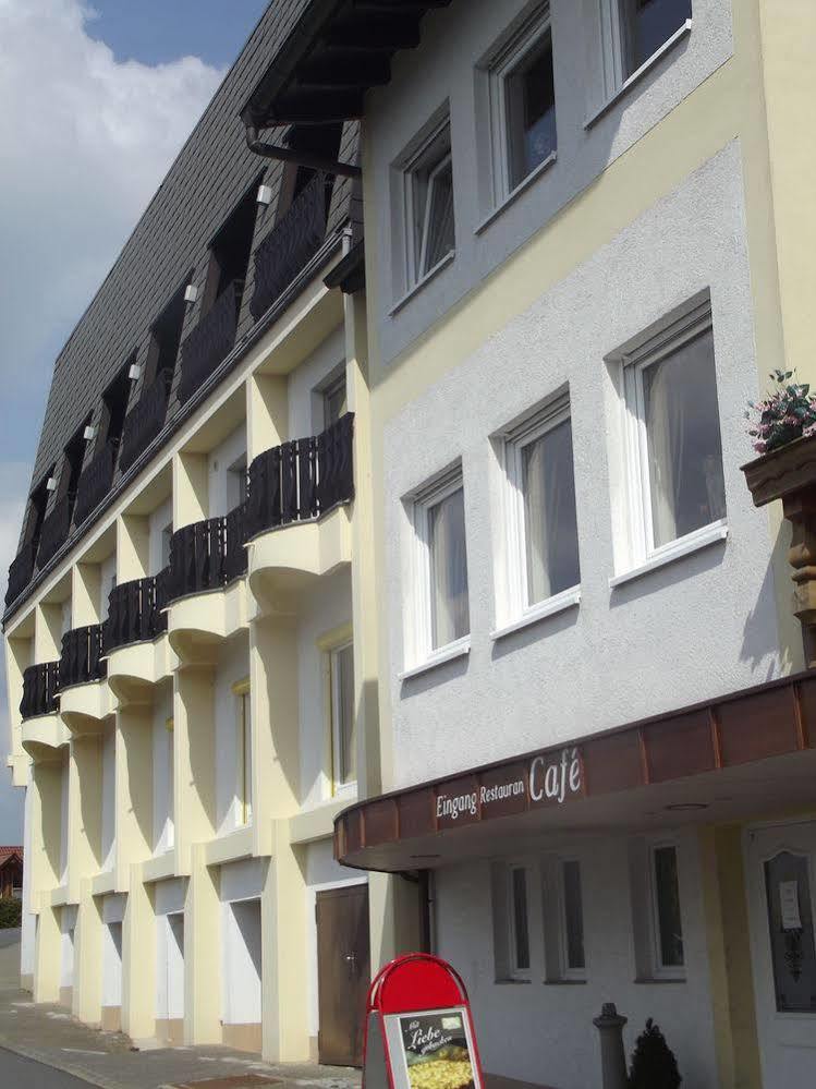Hotel Zum Weissen Lamm Rothenberg Exterior foto